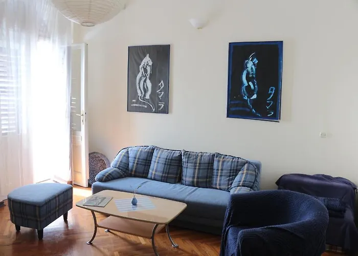 Green Market Apartment